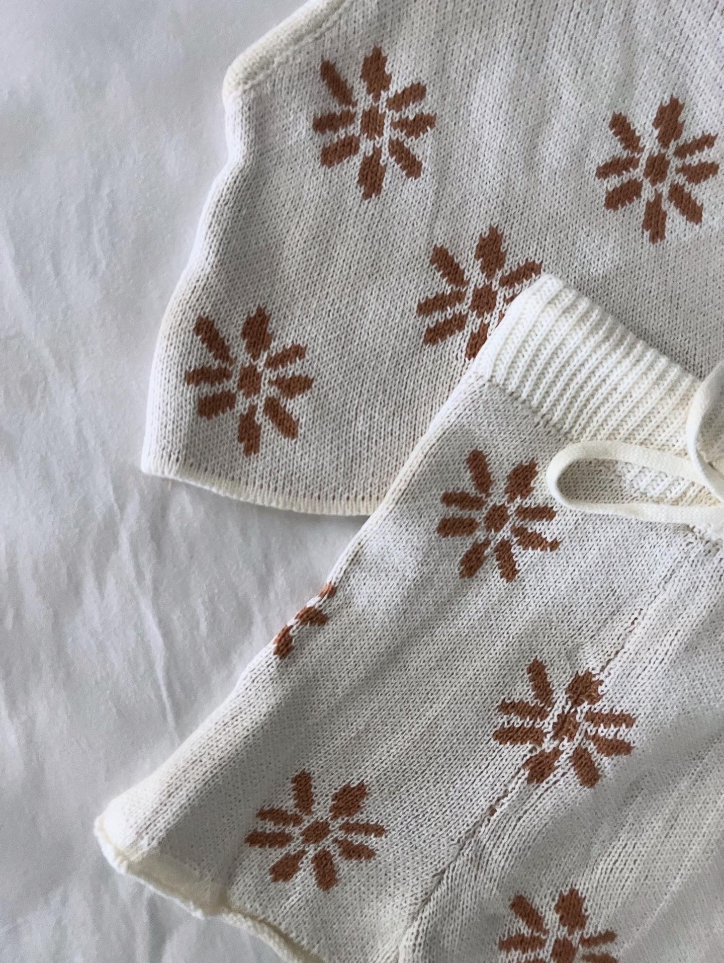 Floral knit set
